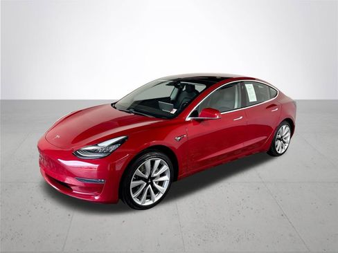Used 2018 Tesla Model 3 Long Range image 2