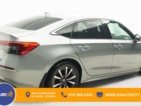 Used 2023 Honda Civic EX image 6