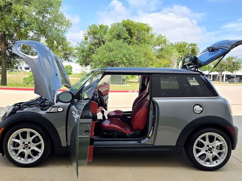 Used 2010 MINI Cooper S FWD image 15