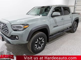 Used 2023 Toyota Tacoma TRD Off-Road w/ Black Out Package (TMS) video 2