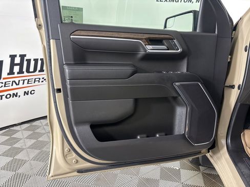 Used 2023 GMC Sierra 1500 Elevation w/ X31 Off-Road Package image 7