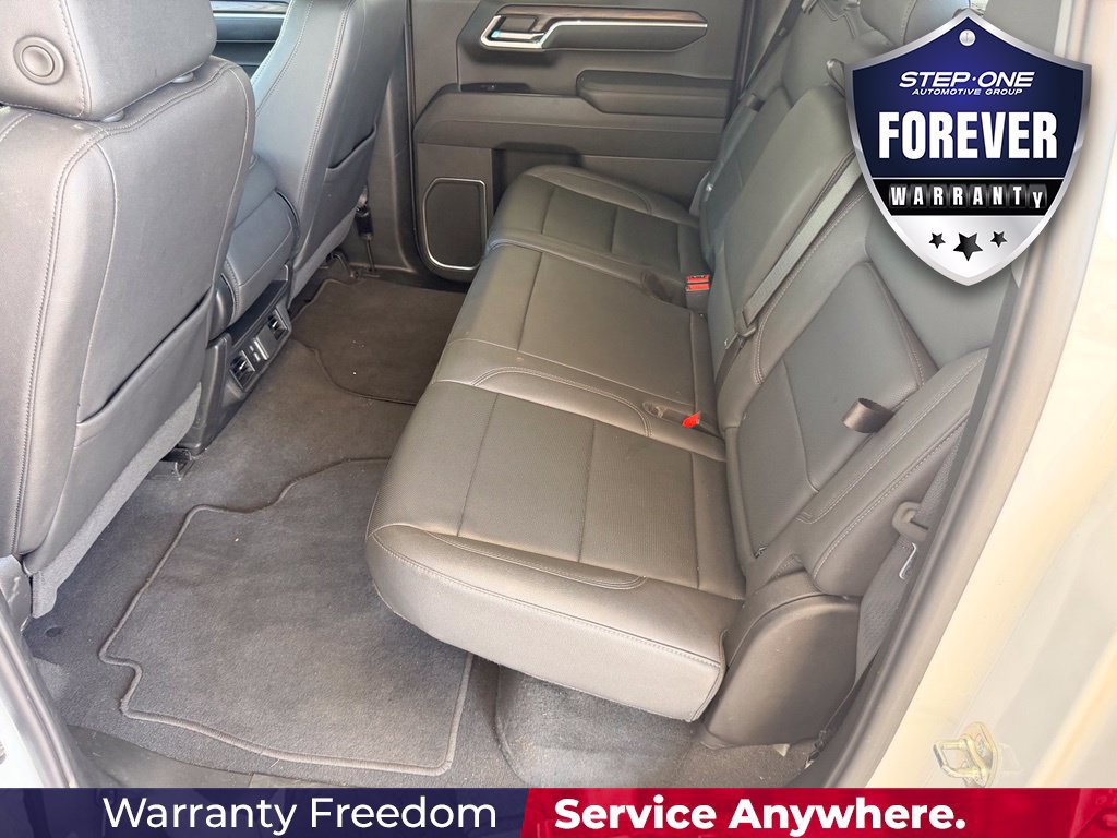 Used 2026 GMC Sierra 1500 SLT RWD image 15