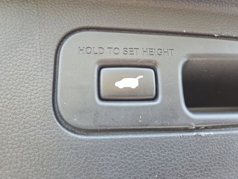 Used 2023 Honda Pilot EX-L image 15