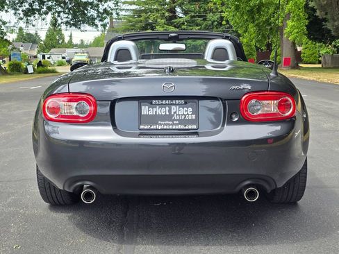 Used 2015 MAZDA MX-5 Miata Grand Touring w/ Premium Package RWD image 5