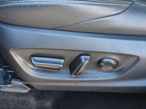 Used 2023 Toyota bZ4X Limited image 29