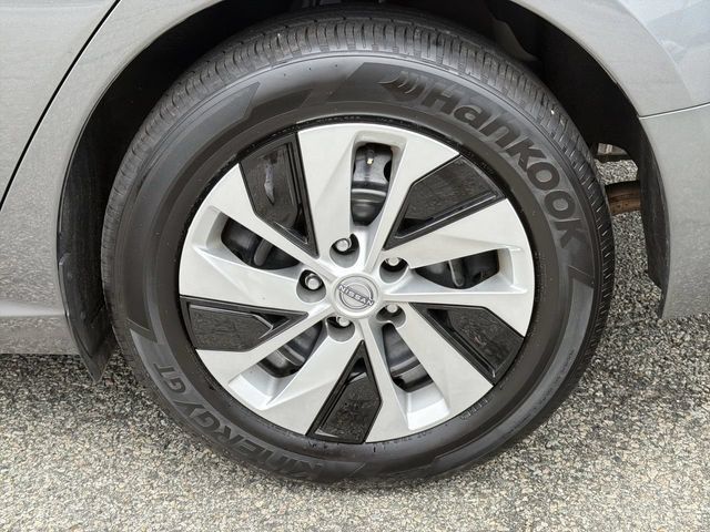 Certified 2025 Nissan Altima 2.5 S FWD image 11