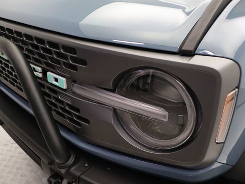 Used 2021 Ford Bronco Badlands AWD/4WD image 3