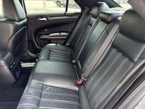 Used 2021 Chrysler 300 S w/ S Model Appearance Package RWD image 11