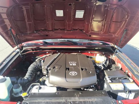 Used 2008 Toyota FJ Cruiser 4WD image 23