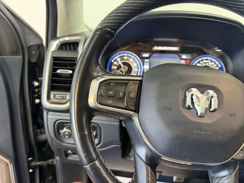 Used 2022 RAM 1500 Limited AWD/4WD image 16