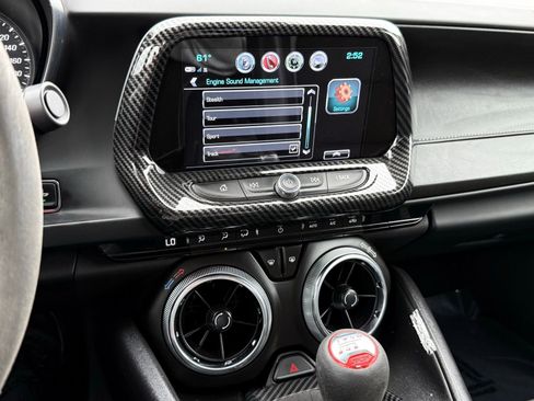Used 2017 Chevrolet Camaro SS RWD image 50