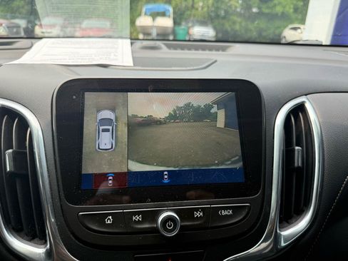 Used 2018 Chevrolet Equinox Premier AWD/4WD image 10