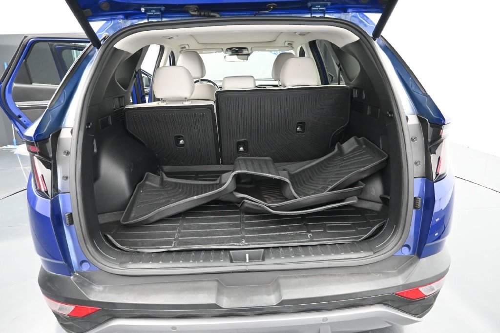 Used 2024 Hyundai Tucson Limited AWD/4WD image 16
