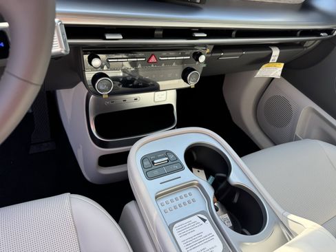 New 2026 Hyundai Ioniq 9 SEL image 21