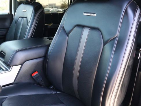 Used 2021 Ford F250 Platinum w/ FX4 Off-Road Package image 19