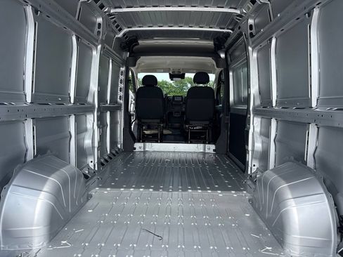 New 2026 RAM ProMaster 2500 w/ Cold Weather Group FWD image 43