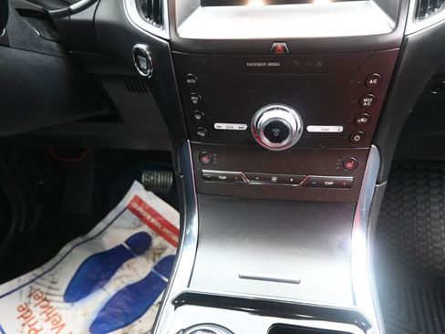 Certified 2020 Ford Edge Titanium image 14