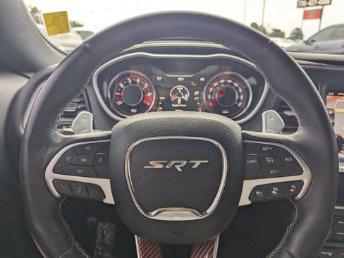 Used 2016 Dodge Challenger SRT w/ Technology Group RWD image 27