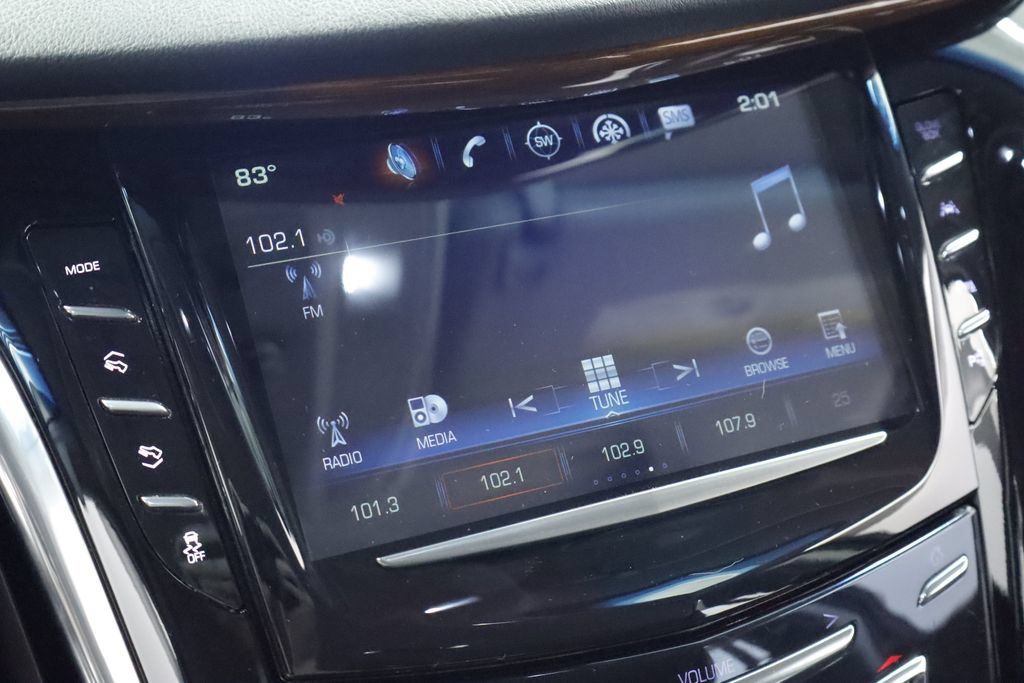 Used 2018 Cadillac Escalade Luxury AWD/4WD image 28