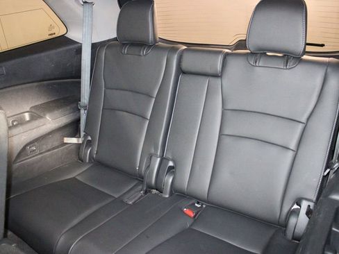 Used 2018 Honda Pilot EX-L image 14