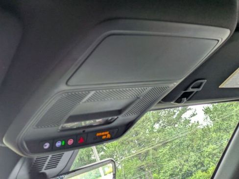 New 2026 Chevrolet Equinox LT w/ Safety and Technology Package FWD image 23