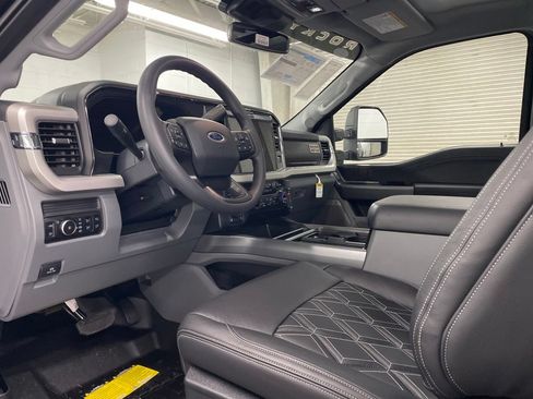 New 2026 Ford F250 XLT w/ XLT Premium Package AWD/4WD image 5