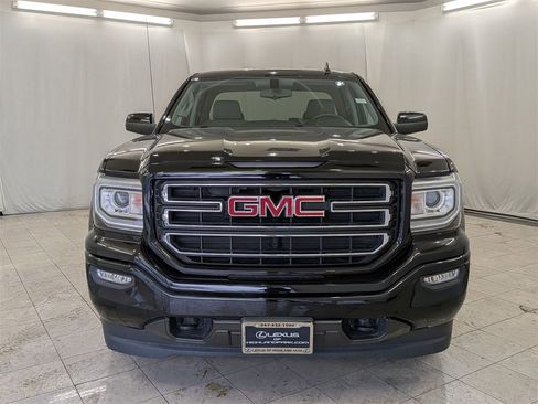 Used 2018 GMC Sierra 1500 Base image 3