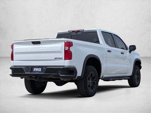 Used 2023 Chevrolet Silverado 1500 ZR2 w/ Technology Package AWD/4WD image 5