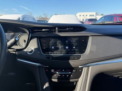 Certified 2024 Cadillac XT5 Sportv w/ Technology Package image 23