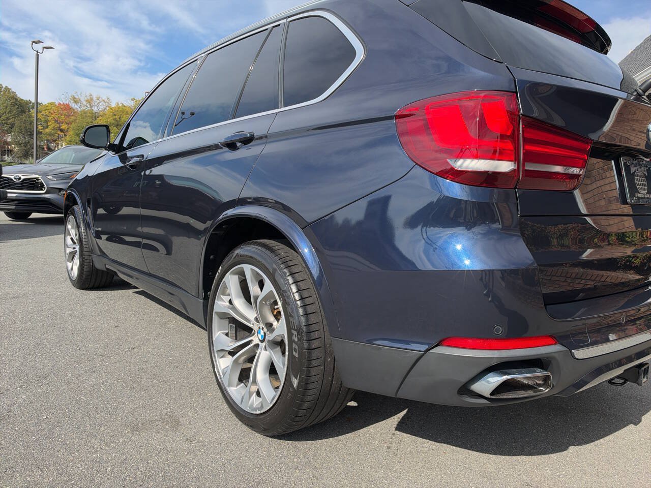 Used 2018 BMW X5 sDrive35i RWD image 12
