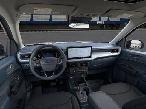 New 2025 Ford Maverick XLT w/ XLT Luxury Package AWD/4WD image 9