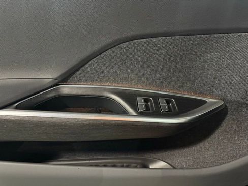 Used 2024 Lucid Air Touring image 18