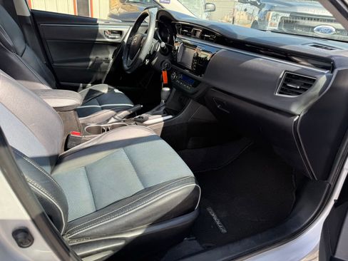 Used 2015 Toyota Corolla S image 13
