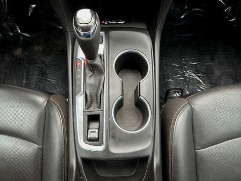 Used 2020 Chevrolet Equinox Premier w/ Premier Redline Edition image 19