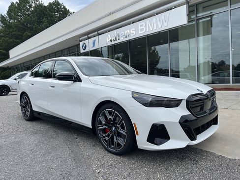 Used 2025 BMW i5 M60 w/ Premium Package image 1