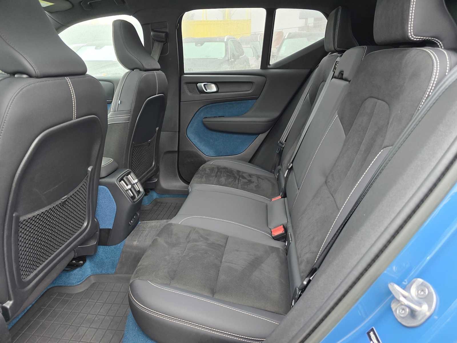 Certified 2023 Volvo XC40 Recharge Ultimate w/ Protection Package Premier AWD/4WD image 16