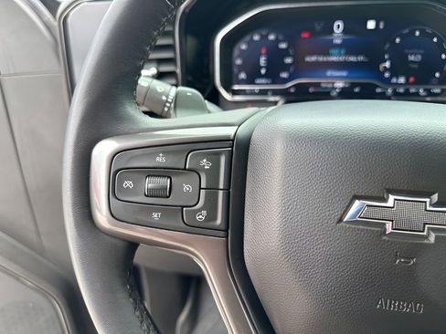 Used 2023 Chevrolet Silverado 1500 ZR2 w/ Technology Package image 30