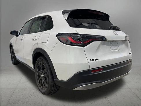 New 2026 Honda HR-V Sport image 3