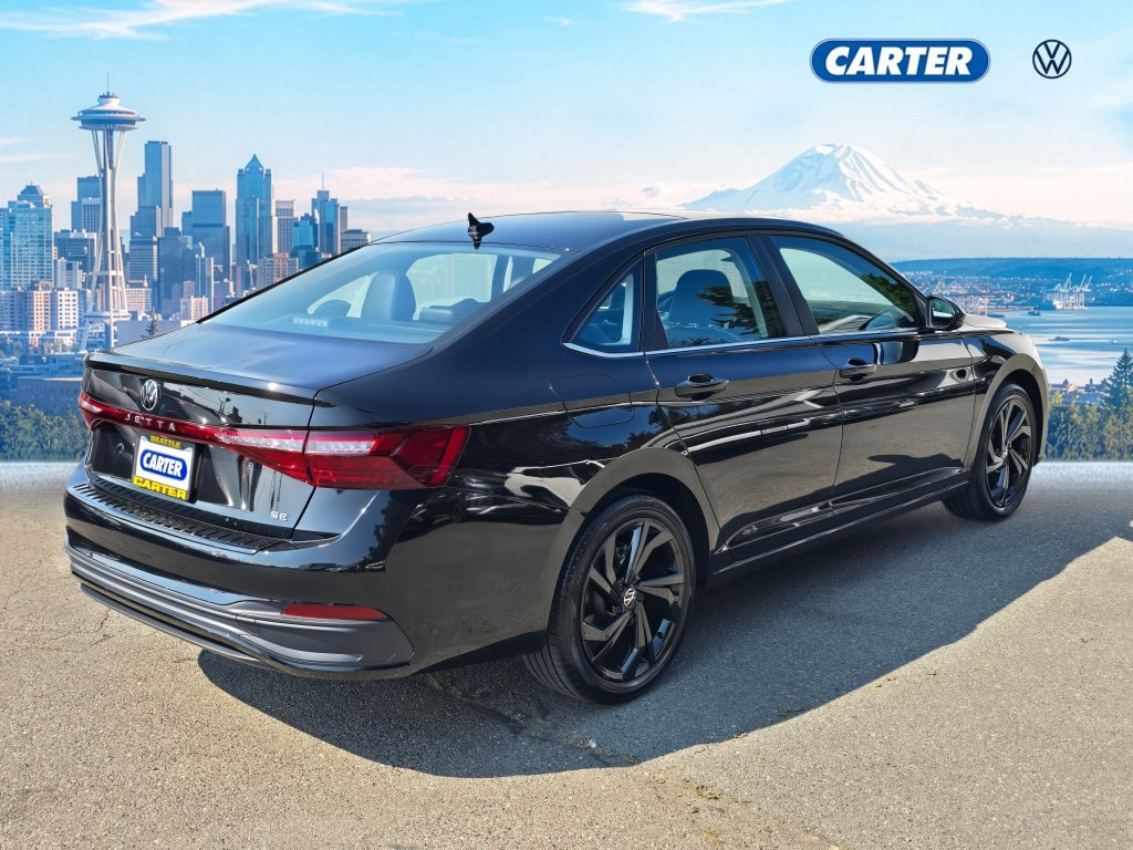 Certified 2025 Volkswagen Jetta SE FWD image 3