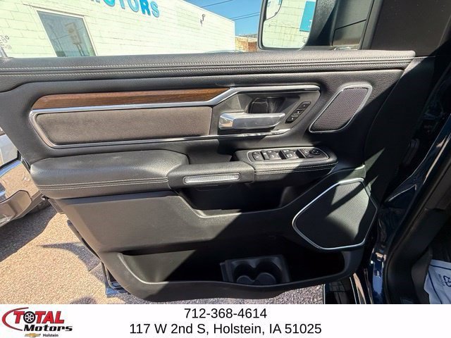 Used 2021 RAM 1500 Laramie AWD/4WD image 10