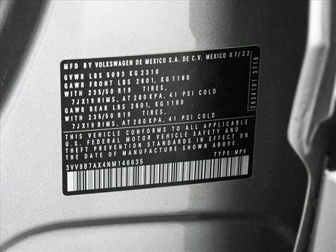 Used 2022 Volkswagen Tiguan SE R-Line image 26