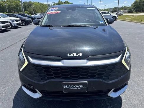 Certified 2023 Kia Sportage LX AWD/4WD image 2