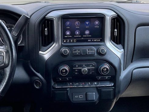 Used 2020 Chevrolet Silverado 1500 LT w/ Convenience Package AWD/4WD image 6