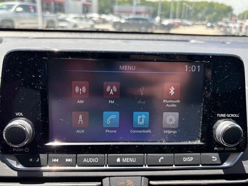 Used 2023 Nissan Altima 2.5 S FWD image 22