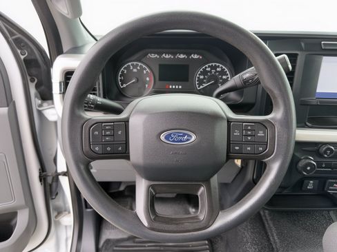 Used 2023 Ford F250 XL w/ XL Driver Assist Package RWD image 10