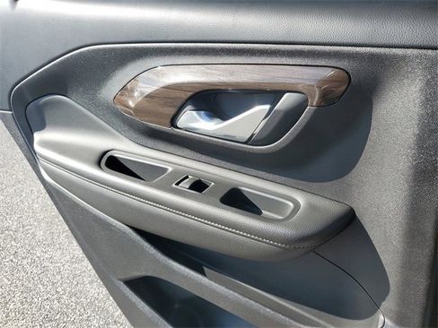 Used 2020 GMC Terrain Denali w/ Denali Premium Package image 32