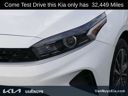Used 2023 Kia Forte LXS image 9