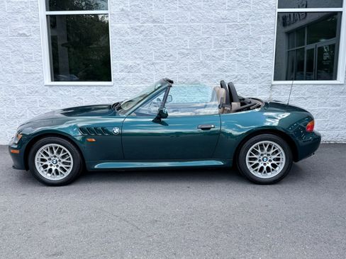 Used 1999 BMW Z3 2.5i RWD image 21