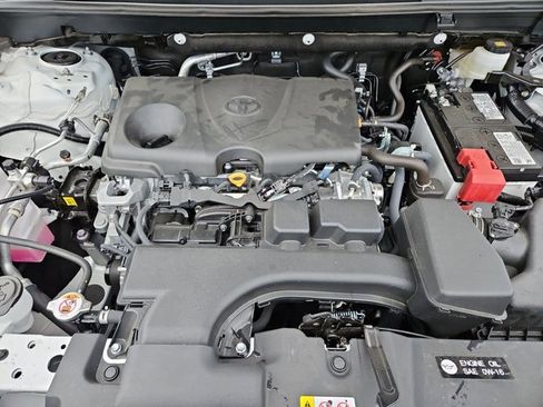 Used 2025 Toyota RAV4 XLE w/ Convenience Package FWD image 24