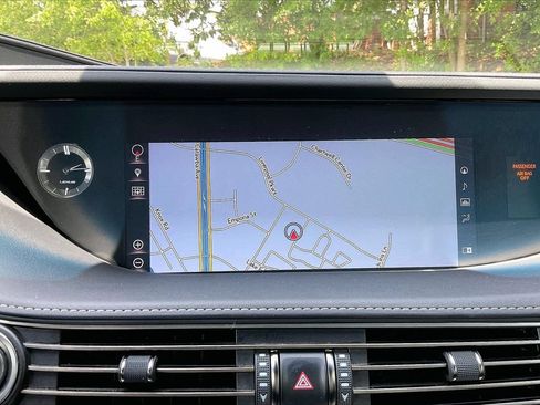 Used 2018 Lexus LS 500 F Sport w/ Accessory Package (Z1) AWD/4WD image 13
